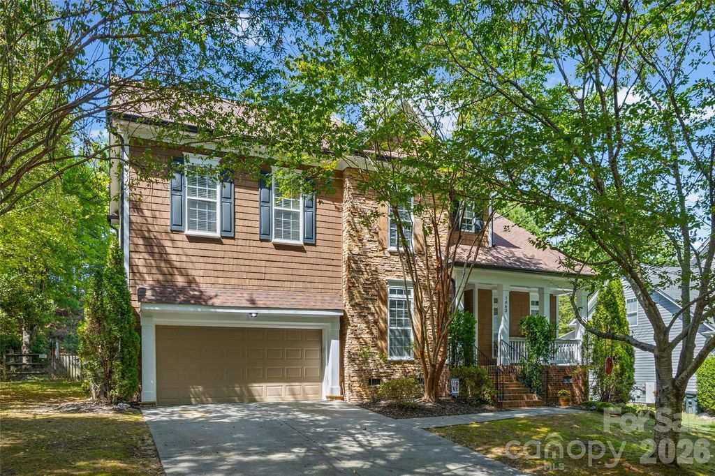 1063 Hunters Run Drive, Tega Cay, SC 29708