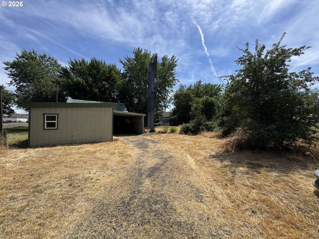 316 Sw 22ND St, Pendleton, OR 97801
