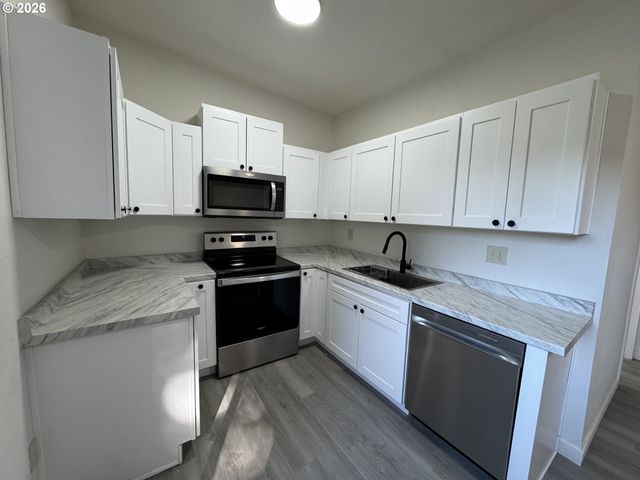316 Sw 22ND St, Pendleton, OR 97801