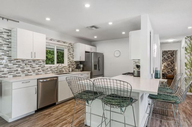 3772 E Camino Parocela, Palm Springs, CA 92264