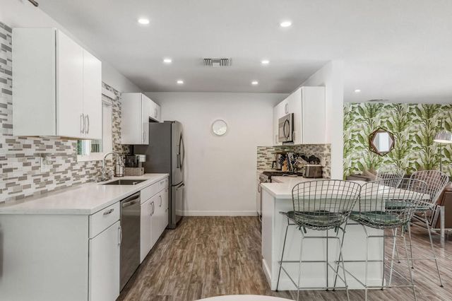 3772 E Camino Parocela, Palm Springs, CA 92264