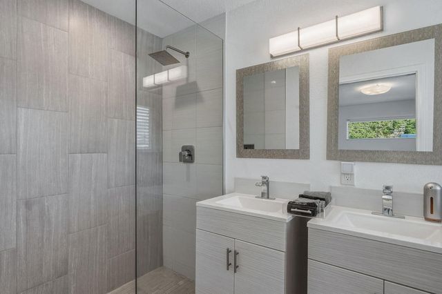 3772 E Camino Parocela, Palm Springs, CA 92264