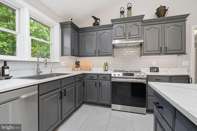 607 MCKEAN RD, Ambler, PA 19002