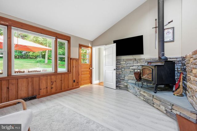 607 MCKEAN RD, Ambler, PA 19002
