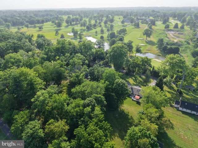 607 MCKEAN RD, Ambler, PA 19002