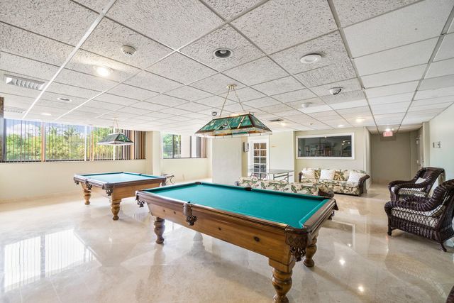 5600 N FLAGLER Drive 2105, West Palm Beach, FL 33407