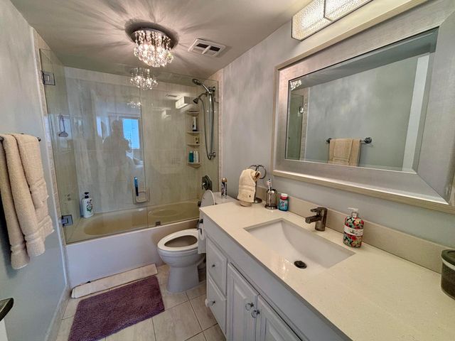 5600 N FLAGLER Drive 2105, West Palm Beach, FL 33407