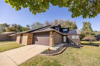 892 Lester Avenue, Collinsville, IL 62234