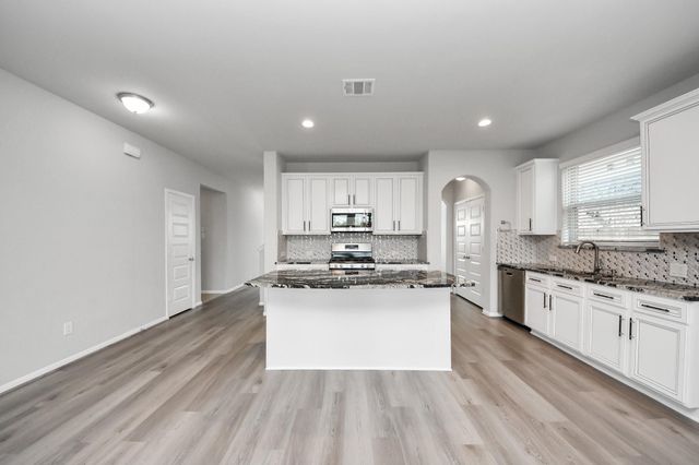 2707 Dry Creek Drive, Missouri City, TX 77459