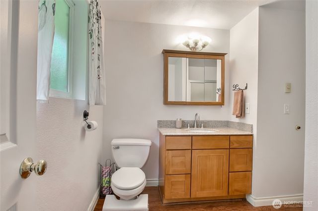 18233 SE 262nd Place, Covington, WA 98042