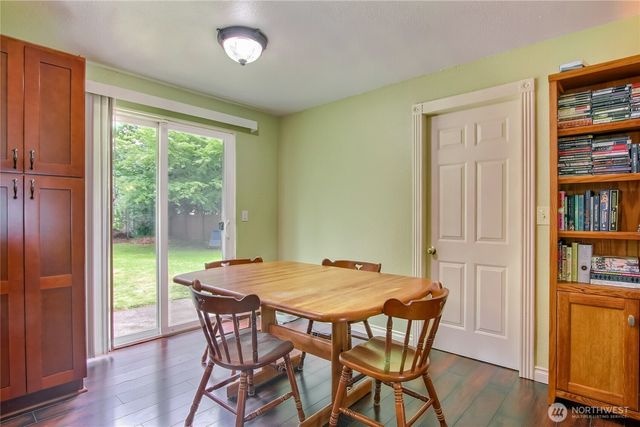 18233 SE 262nd Place, Covington, WA 98042