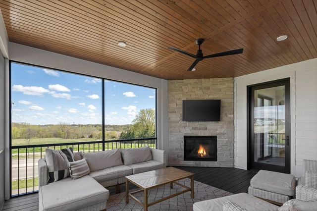6304 Xene Lane N, Maple Grove, MN 55311