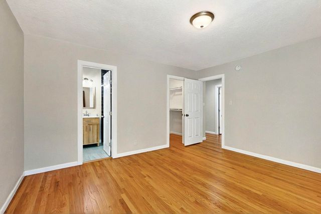 4724 Crest Avenue SE, Albuquerque, NM 87108