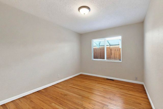 4724 Crest Avenue SE, Albuquerque, NM 87108