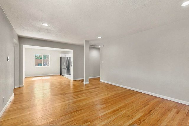 4724 Crest Avenue SE, Albuquerque, NM 87108