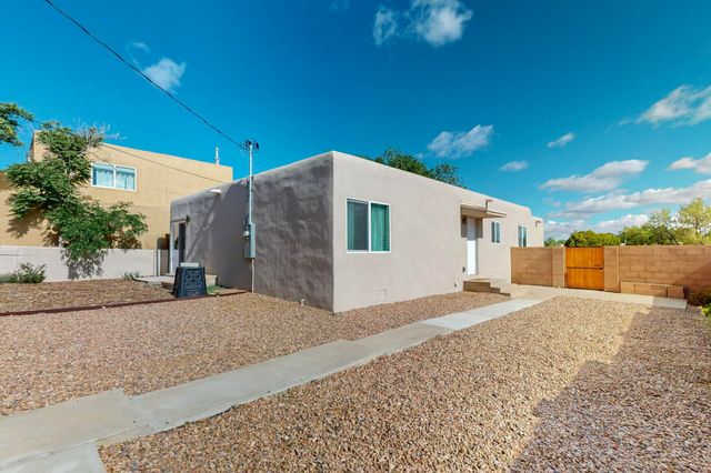 4724 Crest Avenue SE, Albuquerque, NM 87108