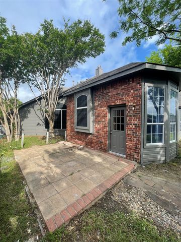 6615 Tabor Drive, Arlington, TX 76002