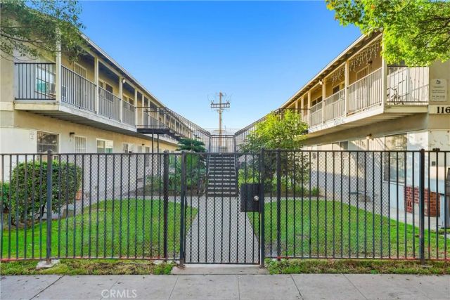 116 S Orange, Santa Ana, CA 92701