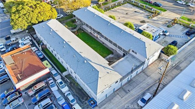 116 S Orange, Santa Ana, CA 92701