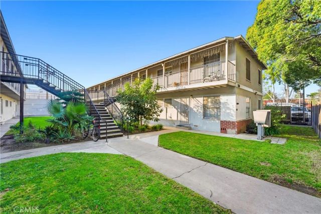 116 S Orange, Santa Ana, CA 92701