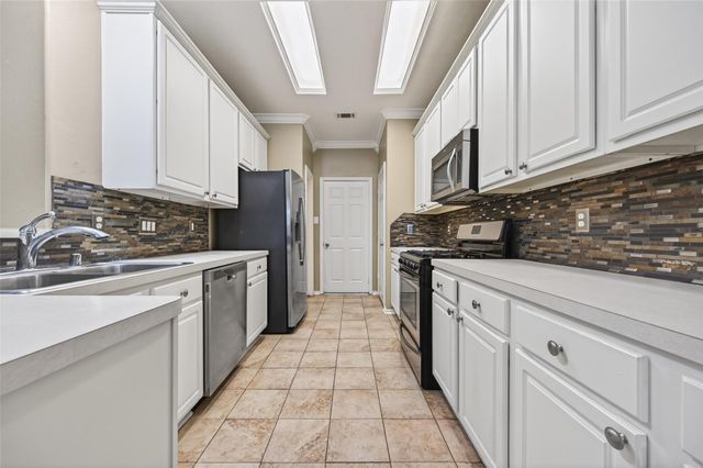 54 Blue Creek, The Woodlands, TX 77382