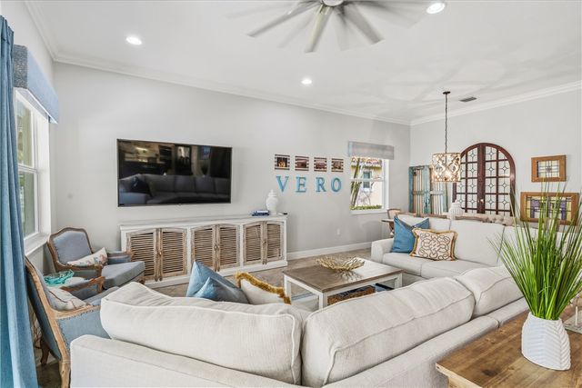 4245 Diamond Square, Vero Beach, FL 32967