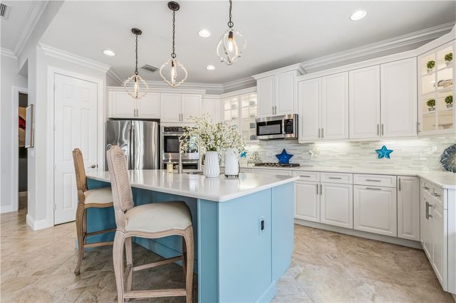 4245 Diamond Square, Vero Beach, FL 32967