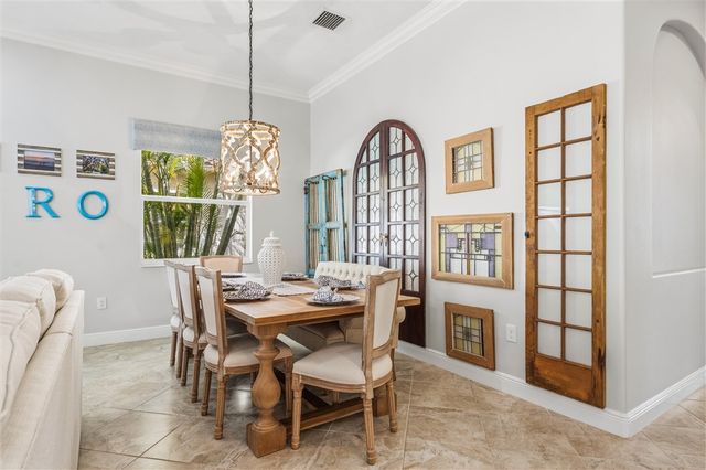 4245 Diamond Square, Vero Beach, FL 32967