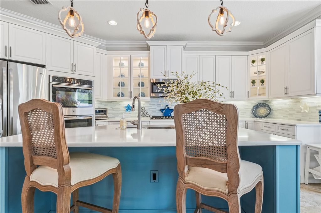 4245 Diamond Square, Vero Beach, FL 32967