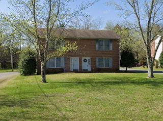 1706 Monument Ln A, Lebanon, TN 37087