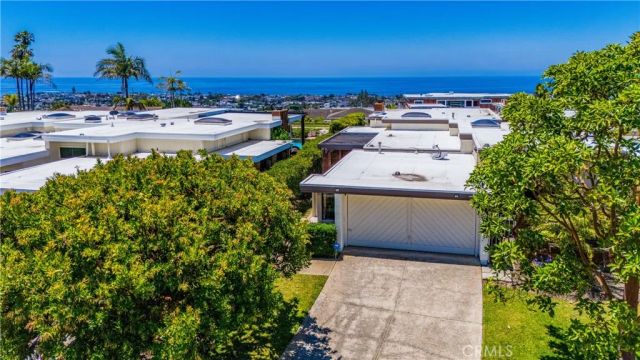 21 Beachcomber Drive, Corona Del Mar, CA 92625