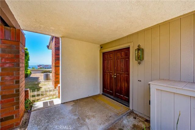 21 Beachcomber Drive, Corona Del Mar, CA 92625