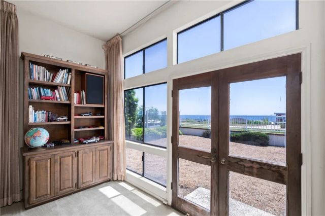 21 Beachcomber Drive, Corona Del Mar, CA 92625