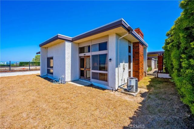 21 Beachcomber Drive, Corona Del Mar, CA 92625