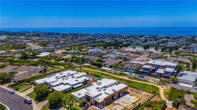 21 Beachcomber Drive, Corona Del Mar, CA 92625
