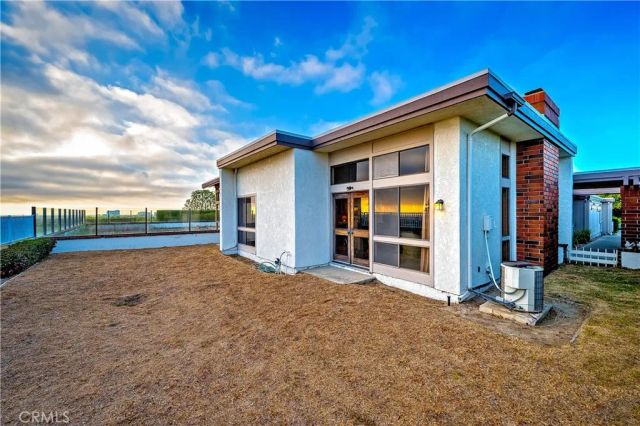 21 Beachcomber Drive, Corona Del Mar, CA 92625