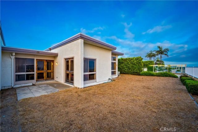 21 Beachcomber Drive, Corona Del Mar, CA 92625