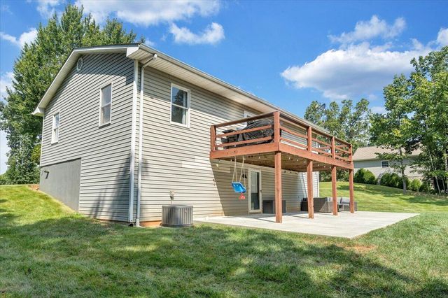 2638 Hopkins RD, Rocky Mount, VA 24151