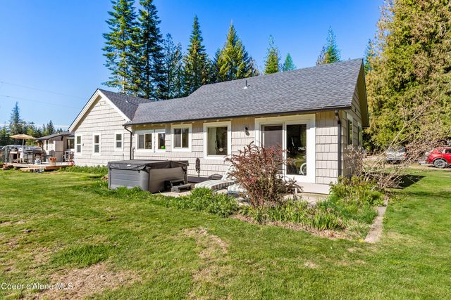 478165 Highway 95, Ponderay, ID 83852