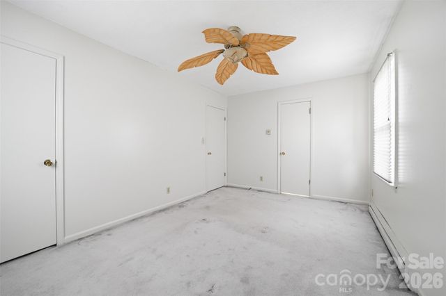4709 Oakwood Circle, Gastonia, NC 28056