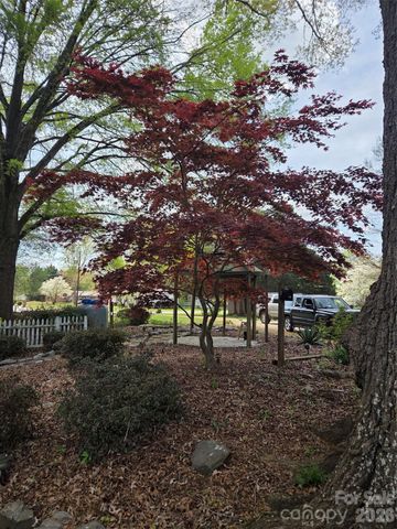 4709 Oakwood Circle, Gastonia, NC 28056