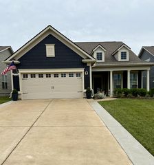 1042 Sumner Grv, Spring Hill, TN 37174