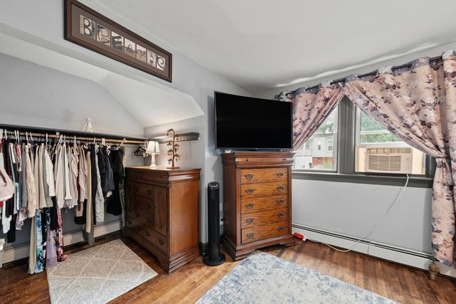 5 Breck St, Worcester, MA 01605