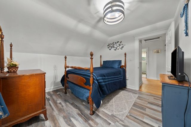 5 Breck St, Worcester, MA 01605