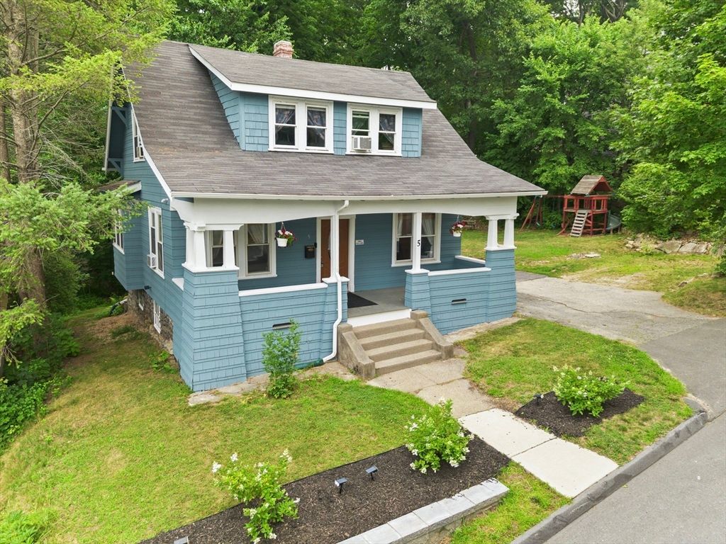 5 Breck St, Worcester, MA 01605