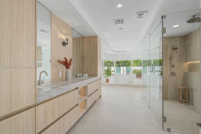 8600 SW 162nd Street, Palmetto Bay, FL 33157