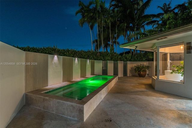 8600 SW 162nd Street, Palmetto Bay, FL 33157