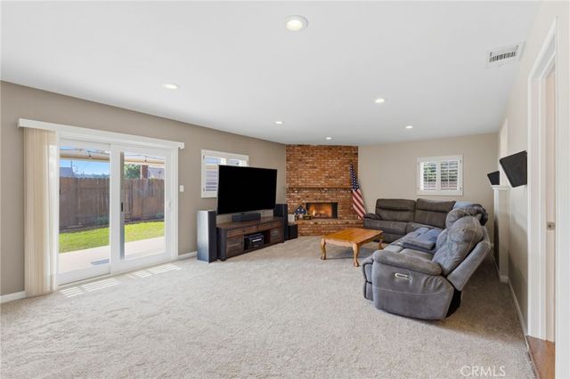 14612 Dunnet, La Mirada, CA 90638
