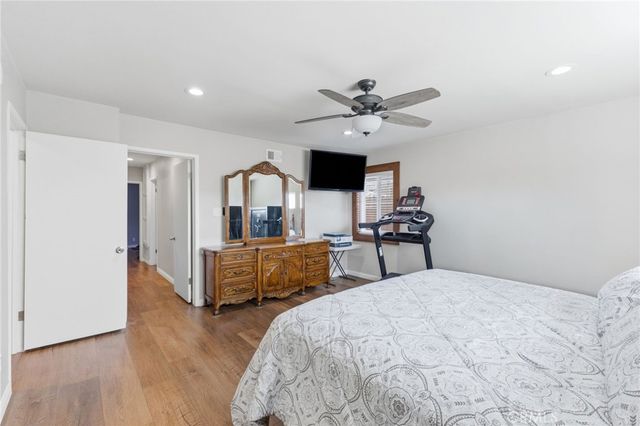 14612 Dunnet, La Mirada, CA 90638