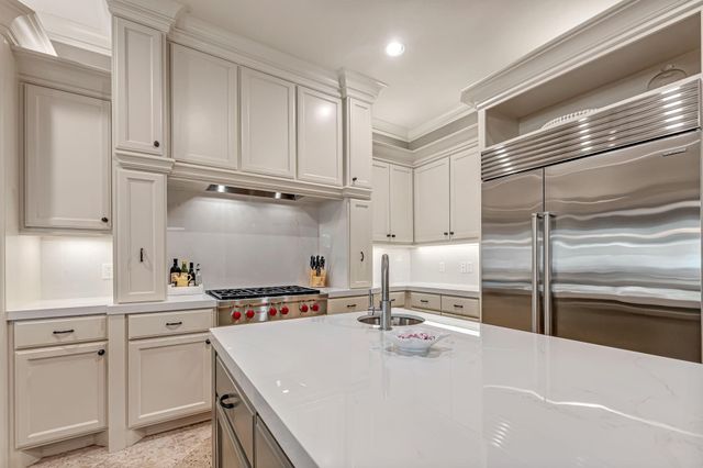 12718 Hunters Canyon Lane, Cypress, TX 77429